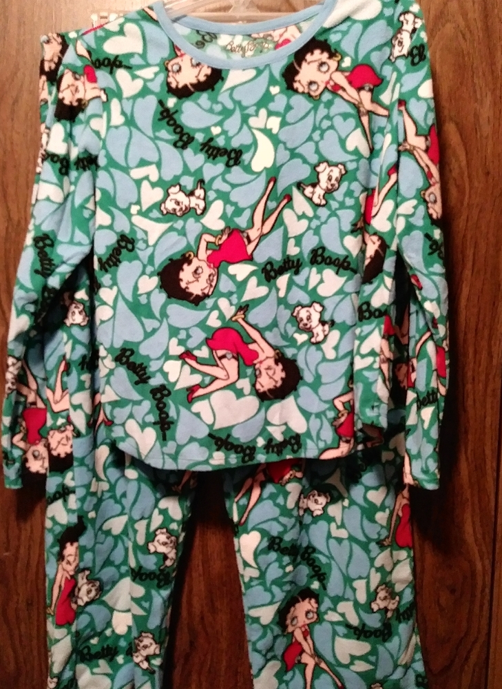 Betty Boop Fleece Pajamas Size XXL(19)